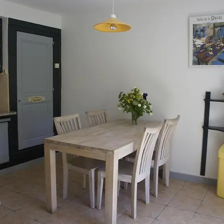 Domaine Du Murier Guest house *
